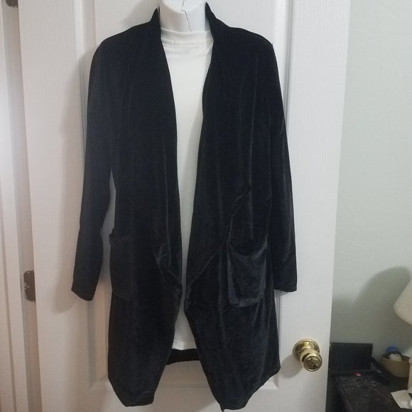Boutique Duster Black Velvet Size Medium - Picture 2 of 5